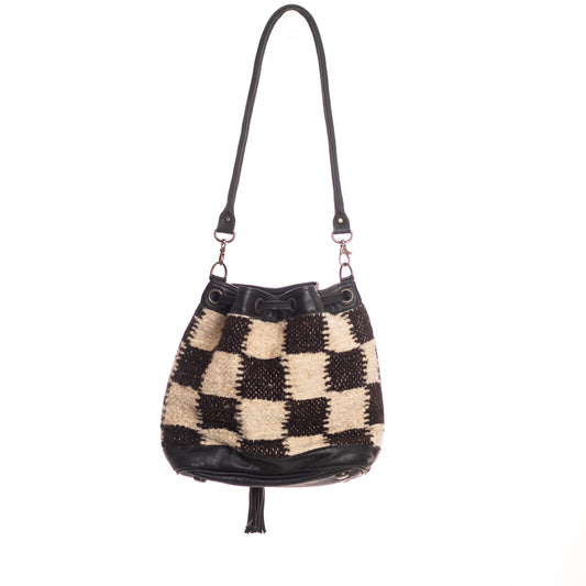 SMALL DRAWSTRING BUCKET BAG - MOMO CHECKERED - BLACK