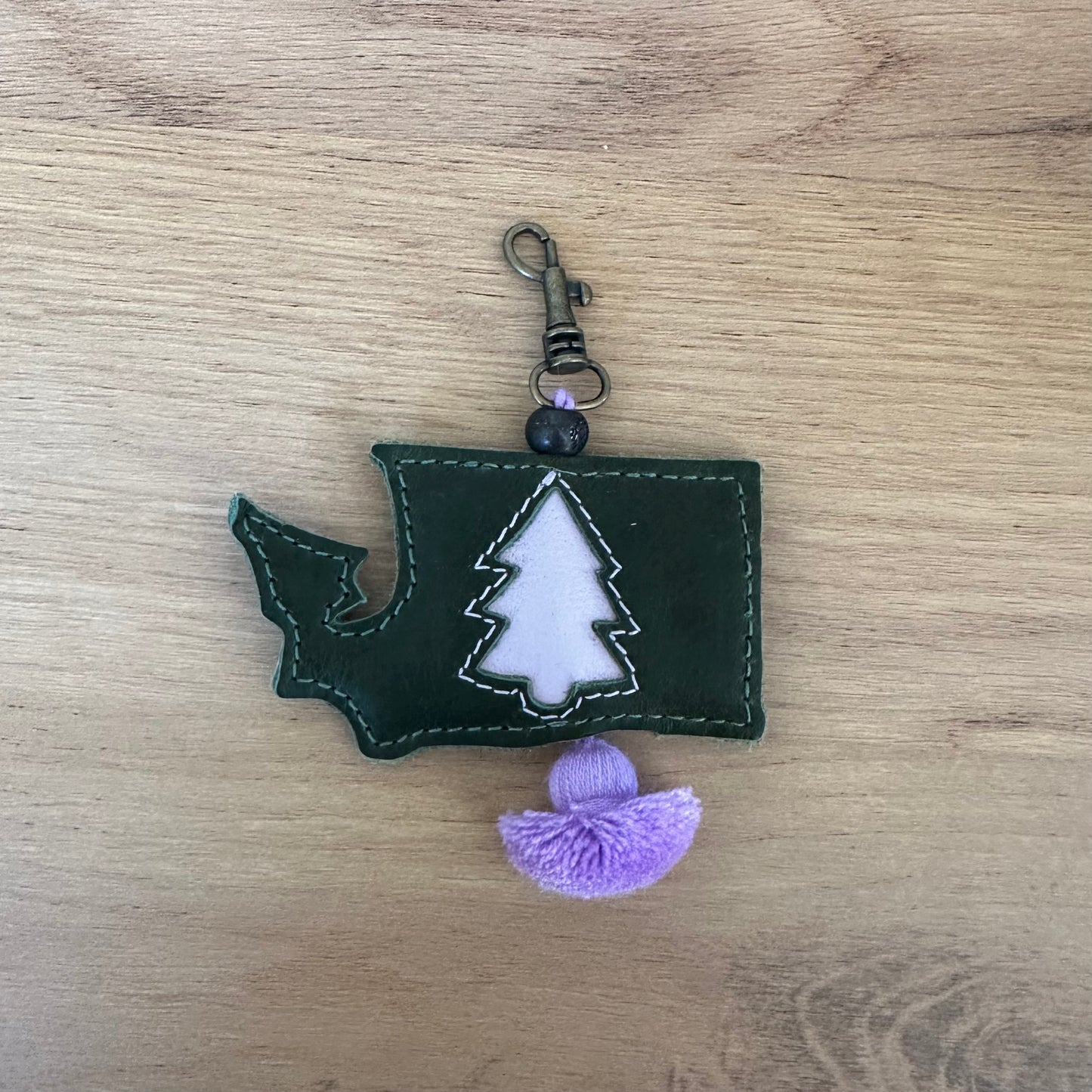 LEATHER CHARM - WASHINGTON EVERGREENS - EMERALD