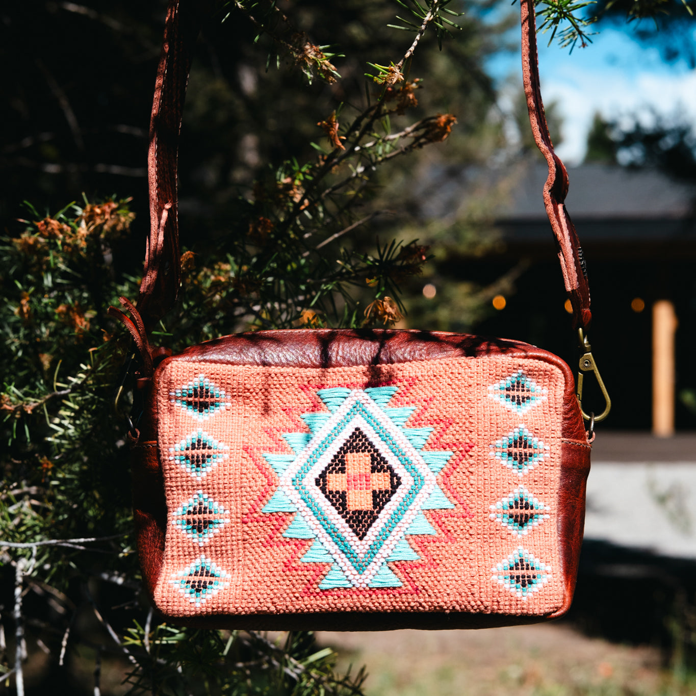 WANDER CROSSBODY SET - B.YELLOWTAIL X NENA - CORAL PANEL