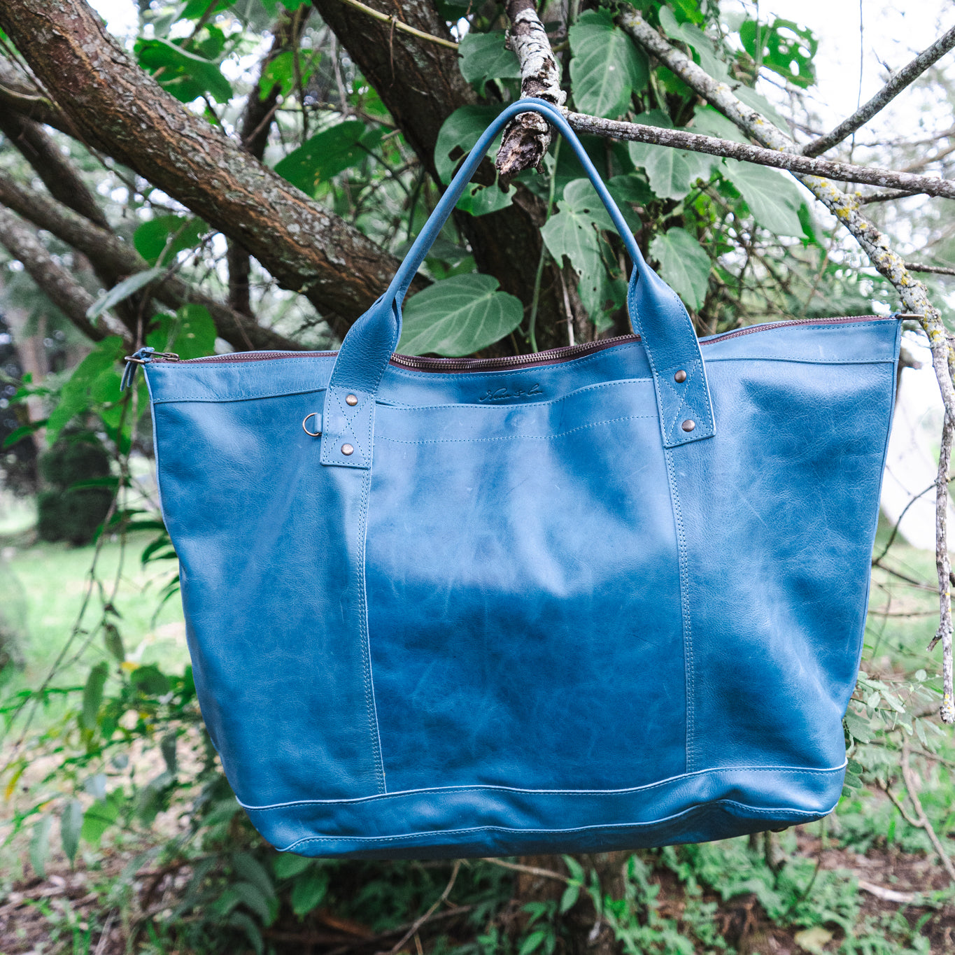 PERFECT WEEKENDER - FULL LEATHER - CERULEAN