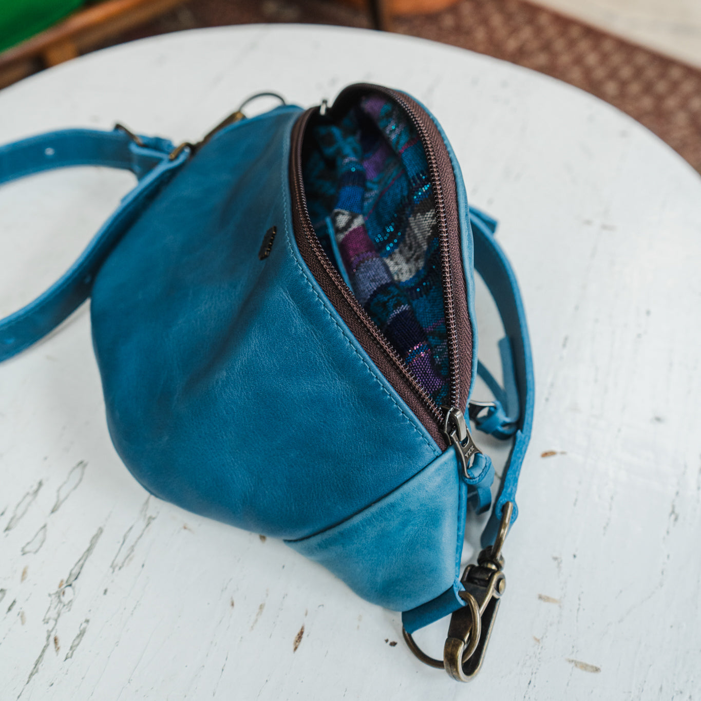 FANCY POUCH - FULL LEATHER - CERULEAN