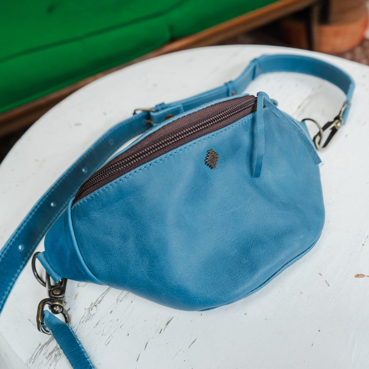 FANCY POUCH - FULL LEATHER - CERULEAN