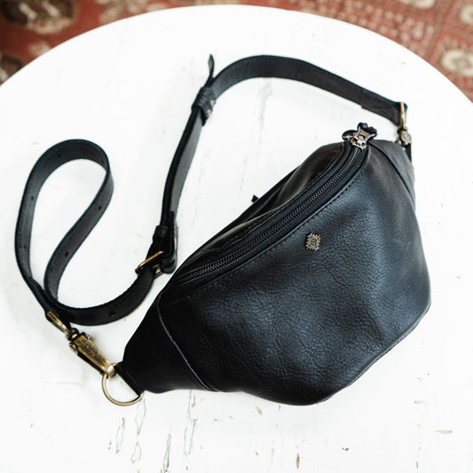 FANCY POUCH - FULL LEATHER - BLACK