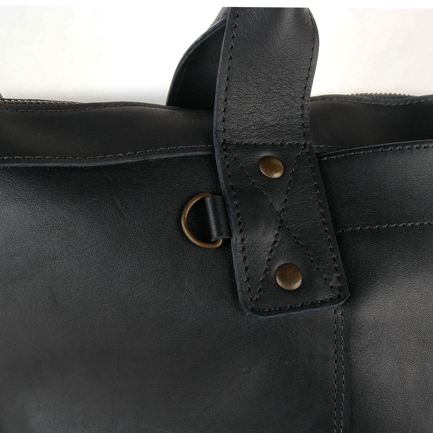 UPDATED PERFECT WEEKENDER - FULL LEATHER - BLACK