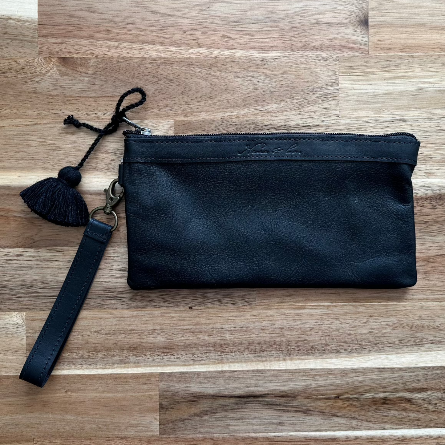 THE PERFECT CLUTCH - FULL LEATHER - BLACK