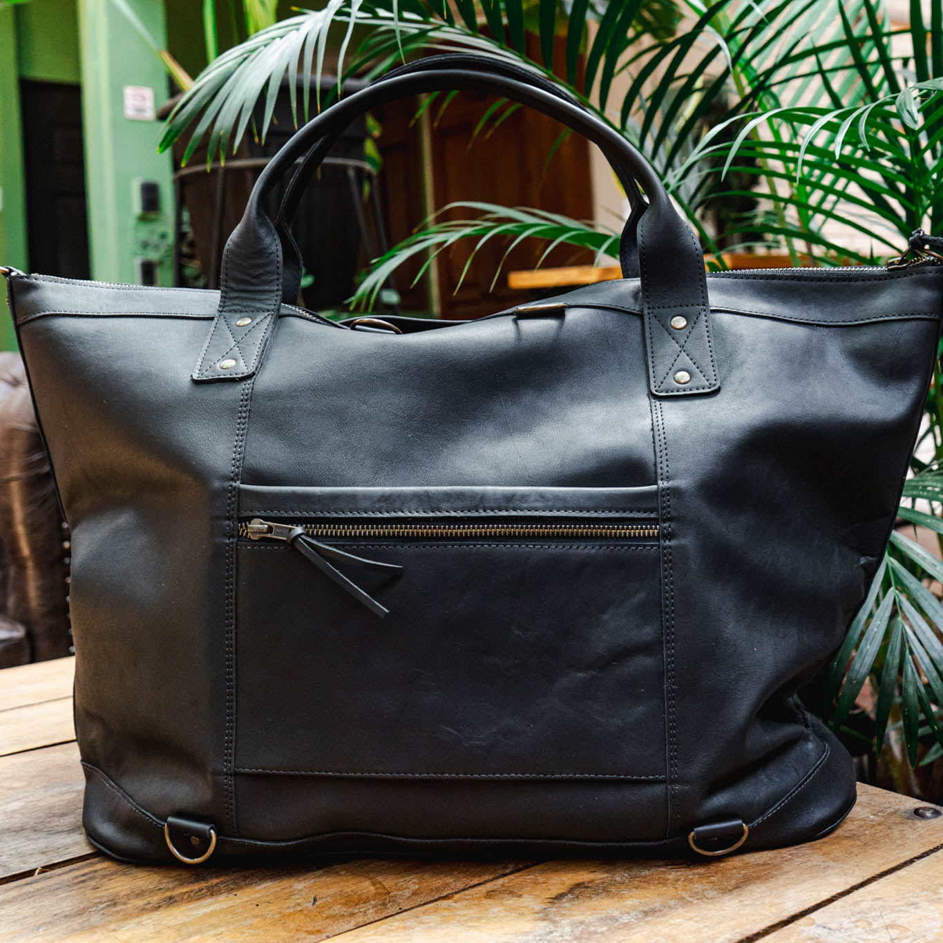 UPDATED PERFECT WEEKENDER - FULL LEATHER - BLACK