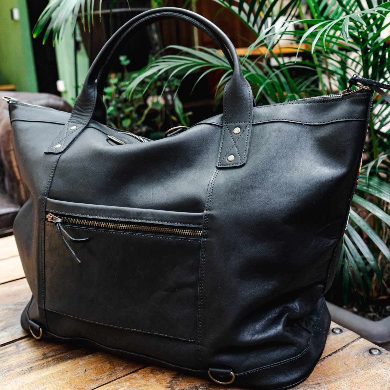 UPDATED PERFECT WEEKENDER - FULL LEATHER - BLACK